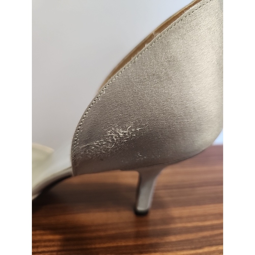 Unique Vintage Stuart Weitzman 8.5 Silver  Gray Satin Rhinestone Jeweled Heels - Picture 5 of 13